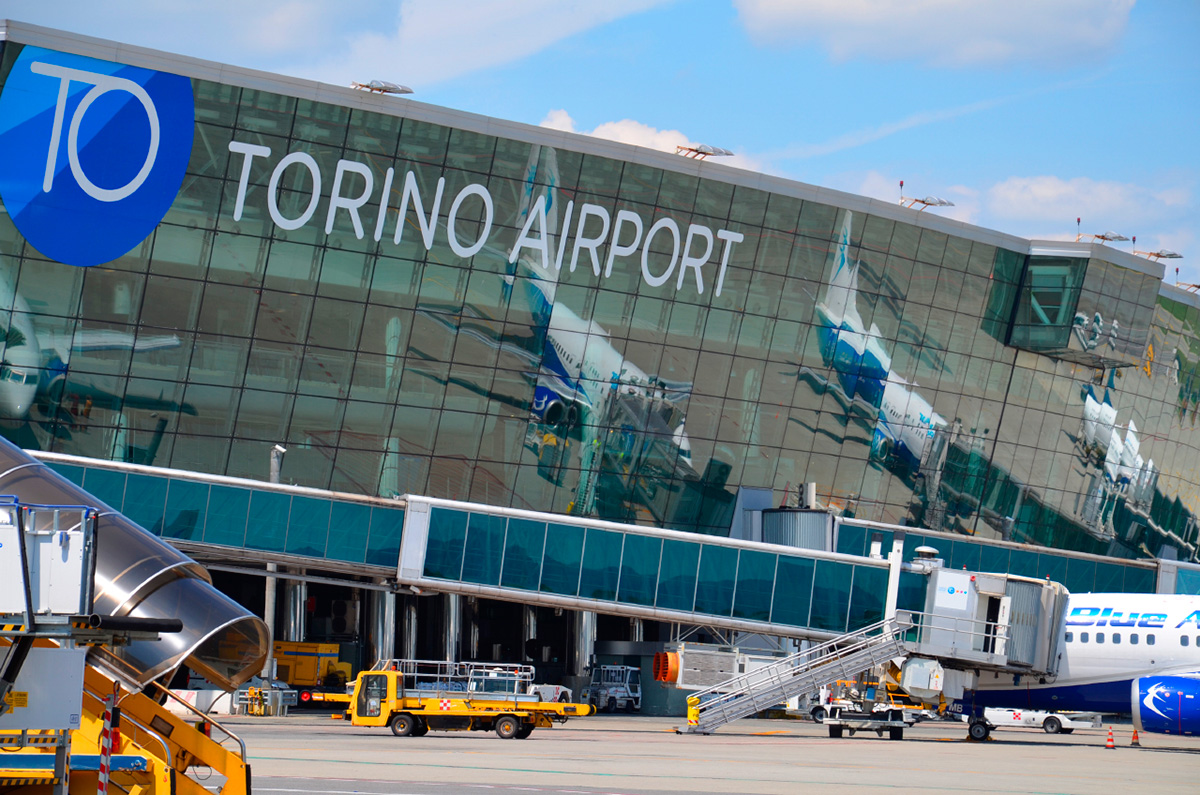 Luxury-transfer-milan-aeroporto-Torino-Caselle